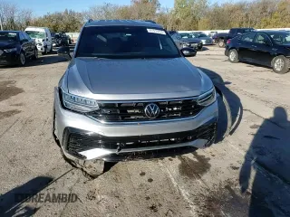 2022 Volkswagen Tiguan SE R-Line Black с VIN 3VVCB7AX1NM035874, выставлен на аукционе Copart как лот 81419224 с пробегом Не указан миль и Списание • Salvage title. История ставок и продаж доступна на DreamBid. Изображение 11.