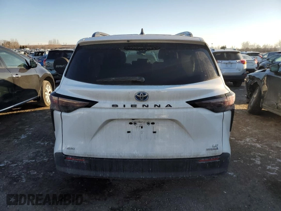 2024 Toyota Sienna LE with VIN 5TDGSKFC4RS112719, listed as a Copart auction lot 41977365 with 0 mi miles and Salvage Title. Bid and sale history available at carsss.com. Image 6.