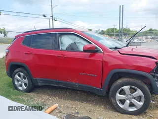 2020 Jeep Compass Latitude z VIN 3C4NJDBB6LT173909, wystawiony jako IAAI lot #42615635 z przebiegiem 34 212 mil mil oraz . Historia ofert i sprzedaży dostępna na DreamBid. Obrazek 13.