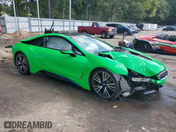 2015 BMW i8 with VIN WBY2Z2C50FV392974, listed as a Copart auction lot 72072684 with 116,474 mi miles and Salvage Title. Bid and sale history available at carsss.com. Image 4.