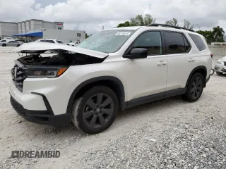 2025 Honda Pilot Sport z VIN 5FNYG1H35SB058063, wystawiony jako Copart lot #55774915 z przebiegiem 42 499 mil mil oraz Szkoda całkowita • Salvage title. Historia ofert i sprzedaży dostępna na DreamBid. Obrazek 1.
