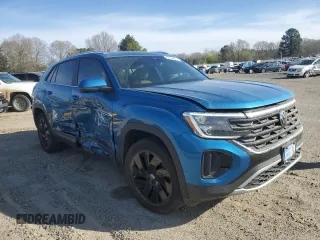 2024 Volkswagen Atlas SE with VIN 1V2JE2CA2RC210518, listed as a Copart auction lot 50130075 with 32,939 mi miles and Salvage title. Bid and sale history available at DreamBid. Image 4.