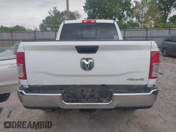 2024 Ram 2500 Tradesman with VIN 3C6UR5CL7RG309801, listed as a IAAI auction lot 42238360 with 60,410 mi miles and . Bid and sale history available at DreamBid. Image 17.