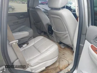 2007 Chevrolet Tahoe LT z VIN 1GNFK13077J372162, wystawiony jako IAAI lot #42656552 z przebiegiem 218 352 mil mil oraz . Historia ofert i sprzedaży dostępna na DreamBid. Obrazek 8.