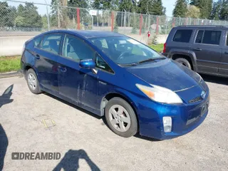 2011 Toyota Prius I with VIN JTDKN3DU9B5325258, listed as a IAAI auction lot 42035913 with 215,429 mi miles. Bid and sale history available at carsss.com. Image 1.