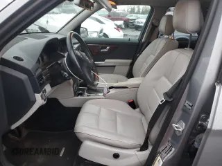 2010 Mercedes-Benz GLK 350 with VIN WDCGG8HBXAF499428, listed as a Copart auction lot 86188664 with 177,808 mi miles and Salvage Title. Bid and sale history available at DreamBid. Image 7.