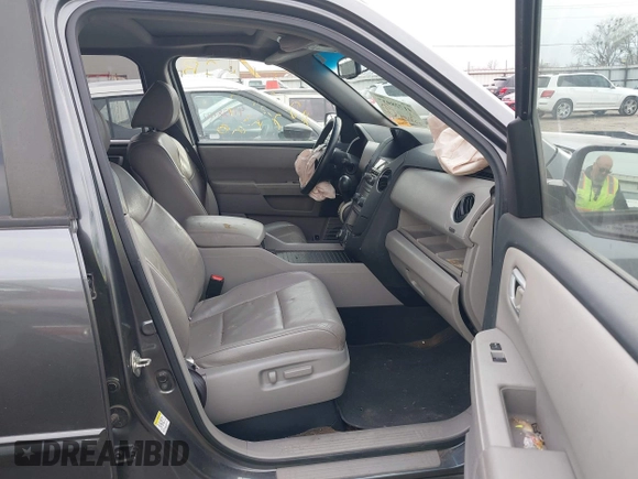 2013 Honda Pilot EX-L with VIN 5FNYF4H74DB041569, listed as a IAAI auction lot 41728937 with 223,355 mi miles and . Bid and sale history available at DreamBid. Image 5.