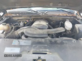 2004 Chevrolet Tahoe LT with VIN 1GNEC13Z84R209220, listed as a IAAI auction lot 41867643 with 385,229 mi miles. Bid and sale history available at carsss.com. Image 10.