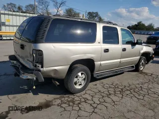 2000 Chevrolet Suburban LT with VIN 3GNEC16T2YG136424, listed as a Copart auction lot 74735894 with 495,172 mi miles and Salvage Title. Bid and sale history available at carsss.com. Image 3.