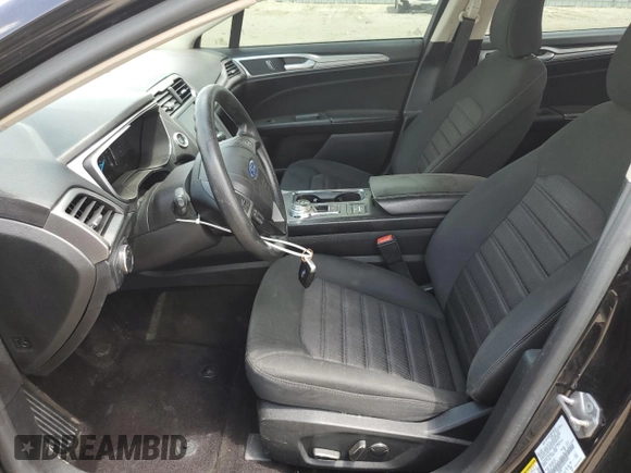 2020 Ford Fusion SE z VIN 3FA6P0LUXLR254247, wystawiony jako Copart lot #60658095 z przebiegiem 76 413 mil mil oraz Szkoda całkowita • Salvage title. Historia ofert i sprzedaży dostępna na DreamBid. Obrazek 7.