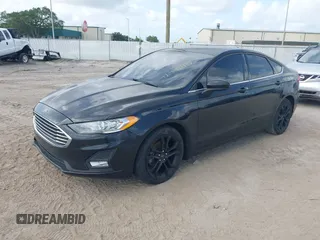 2020 Ford Fusion SE with VIN 3FA6P0HD4LR236433, listed as a IAAI auction lot 42440932 with 94,975 mi miles and . Bid and sale history available at DreamBid. Image 17.