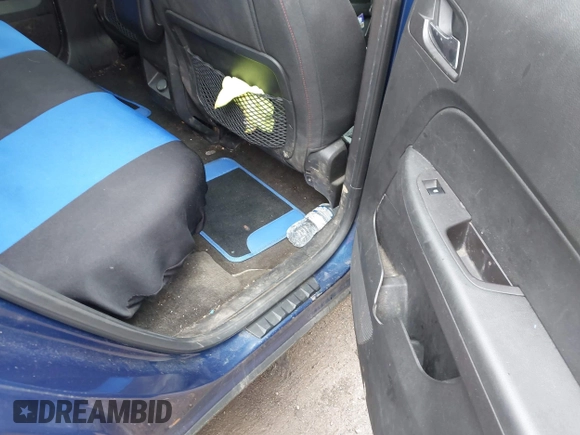 2010 GMC Terrain SLE-1 z VIN 2CTALBEW8A6282129, wystawiony jako IAAI lot #41965713 z przebiegiem 187 897 mil mil oraz . Historia ofert i sprzedaży dostępna na DreamBid. Obrazek 8.