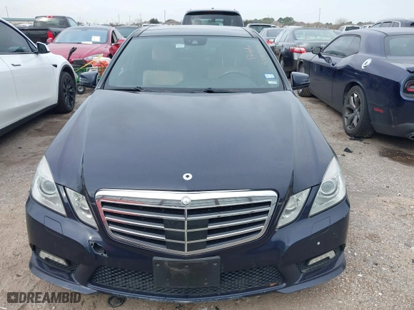 2011 Mercedes-Benz E-Class E 350 Luxury BlueTEC with VIN WDDHF2EB2BA347338, listed as a IAAI auction lot 41684719 with 177,792 mi miles. Bid and sale history available at carsss.com. Image 6.