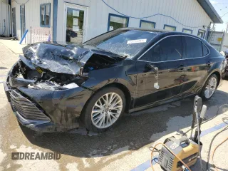 2018 Toyota Camry LE with VIN 4T1B11HK6JU045337, listed as a Copart auction lot 57234445 with 122,617 mi miles and Salvage title. Bid and sale history available at DreamBid. Image 1.