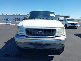 2002 Ford Expedition Eddie Bauer with VIN 1FMPU18L22LA27043, listed as a IAAI auction lot 42828972 with 220,319 mi miles and . Bid and sale history available at DreamBid. Image 6.