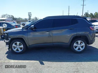 2020 Jeep Compass Altitude with VIN 3C4NJCBB0LT134047, listed as a IAAI auction lot 41806348 with 70,533 mi miles and . Bid and sale history available at carsss.com. Image 15.