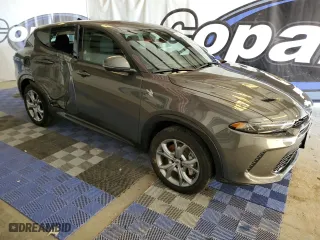 2024 Dodge Hornet R/T with VIN ZACPDFCW7R3A15681, listed as a Copart auction lot 75012674 with 16,812 mi miles and Salvage Title. Bid and sale history available at carsss.com. Image 4.