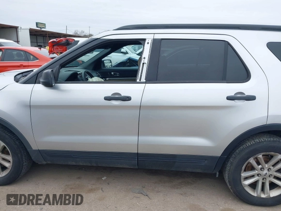 2017 Ford Explorer with VIN 1FM5K8B81HGC14897, listed as a IAAI auction lot 41621994 with 161,129 mi miles and . Bid and sale history available at carsss.com. Image 14.