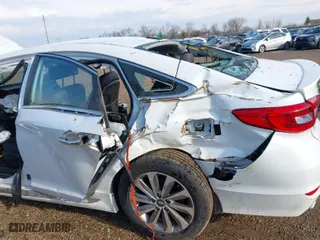 2015 Hyundai Sonata 2.4L Limited with VIN 5NPE34AF0FH154954, listed as a IAAI auction lot 41740057 with 1 mi miles. Bid and sale history available at carsss.com. Image 20.