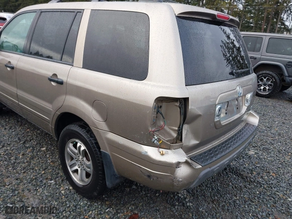 2004 Honda Pilot EX with VIN 2HKYF18694H538107, listed as a IAAI auction lot 41547655 with 254,755 mi miles. Bid and sale history available at carsss.com. Image 6.