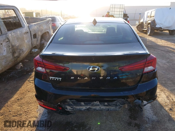2020 Hyundai Elantra Value Edition z VIN KMHD84LF1LU956131, wystawiony jako IAAI lot #41866611 z przebiegiem 138 785 mil mil oraz . Historia ofert i sprzedaży dostępna na DreamBid. Obrazek 17.