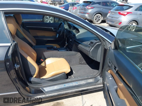 2013 Mercedes-Benz E 350 with VIN WDDKJ5KB3DF207881, listed as a IAAI auction lot 41955127 with 83,786 mi miles and . Bid and sale history available at DreamBid. Image 5.