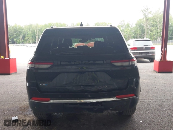 2024 Jeep Grand Cherokee with VIN 1C4RJYB65RC120893, listed as a IAAI auction lot 42603156 with 41,942 mi miles and . Bid and sale history available at DreamBid. Image 16.