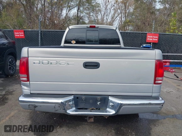 1998 Dodge Dakota SLT with VIN 1B7GL22Y5WS736756, listed as a IAAI auction lot 40687209 with 141,560 mi miles. Bid and sale history available at carsss.com. Image 17.