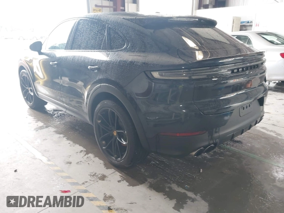 2024 Porsche Cayenne z VIN WP1BA2AY3RDA52863, wystawiony jako IAAI lot #42317622 z przebiegiem Nie podano mil oraz . Historia ofert i sprzedaży dostępna na DreamBid. Obrazek 3.