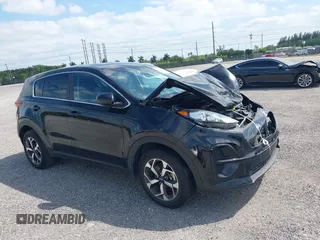 2022 Kia Sportage LX with VIN KNDPM3AC4N7026063, listed as a IAAI auction lot 42160078 with 28,880 mi miles. Bid and sale history available at carsss.com. Image 1.