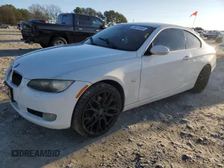 2008 BMW 3 Series 328i z VIN WBAWV13558P119106, wystawiony jako Copart lot #88919445 z przebiegiem Nie podano mil oraz Szkoda całkowita • Salvage title. Historia ofert i sprzedaży dostępna na DreamBid. Obrazek 1.