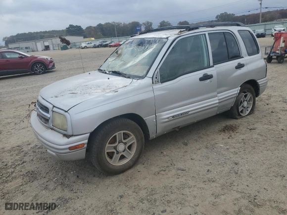 2004 Chevrolet Tracker LT with VIN 2CNBE634746907607, listed as a Copart auction lot 77958934 with NaN miles and Clean Title. Bid and sale history available at carsss.com. Image 1.