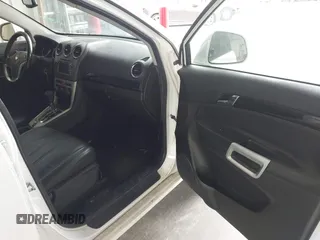 2014 Chevrolet Captiva Sport LT with VIN 3GNAL3EK7ES629429, listed as a IAAI auction lot 42205153 with 147,851 mi miles and . Bid and sale history available at carsss.com. Image 5.