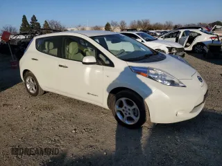 2011 Nissan LEAF SL with VIN JN1AZ0CP3BT004857, listed as a Copart auction lot 45023395 with 68,637 mi miles and Clean Title. Bid and sale history available at carsss.com. Image 7.