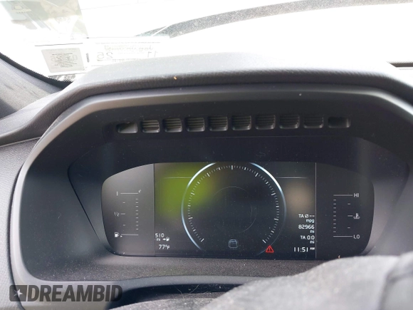 2018 Volvo XC90 Momentum with VIN YV4102XKXJ1323035, listed as a IAAI auction lot 41464280 with 82,966 mi miles and . Bid and sale history available at DreamBid. Image 7.