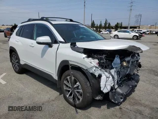 2024 Toyota Corolla Cross XLE with VIN 7MUDAABG4RV105641, listed as a Copart auction lot 58950855 with 5,805 mi miles and Salvage title. Bid and sale history available at DreamBid. Image 4.