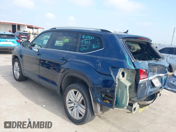 2019 Volkswagen Atlas SE with VIN 1V2WR2CA8KC618988, listed as a IAAI auction lot 42212845 with 60,481 mi miles and . Bid and sale history available at DreamBid. Image 3.