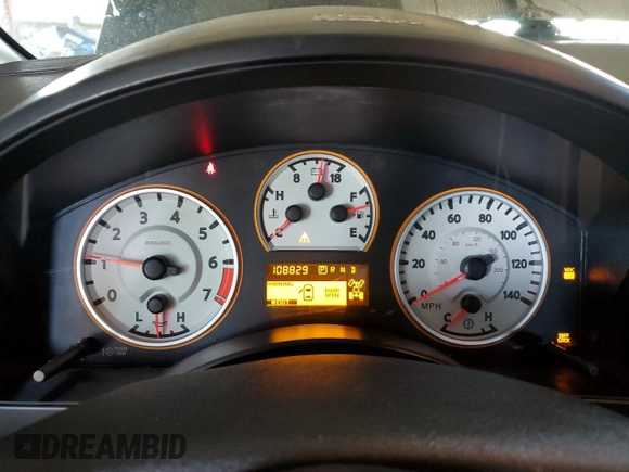 2011 Nissan Titan Pro-4X z VIN 1N6BA0EC9BN304469, wystawiony jako Copart lot #52982815 z przebiegiem 108 829 mil mil oraz Szkoda całkowita • Salvage title. Historia ofert i sprzedaży dostępna na DreamBid. Obrazek 9.