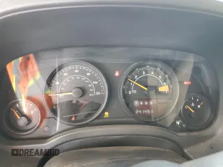 2015 Jeep Patriot Latitude with VIN 1C4NJPFB6FD241342, listed as a Copart auction lot 58004935 with 241,451 mi miles and Salvage title. Bid and sale history available at DreamBid. Image 9.