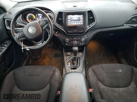 2019 Jeep Cherokee с VIN 1C4PJMCN0KD333806, выставлен на аукционе Copart как лот 41685735 с пробегом 131 109 миль миль и Чистый • Clean title. История ставок и продаж доступна на DreamBid. Изображение 8.