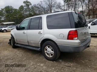 2004 Ford Expedition Special Service with VIN 1FMPU15L14LA83496, listed as a Copart auction lot 43975775 with 160,450 mi miles and Salvage title. Bid and sale history available at DreamBid. Image 2.