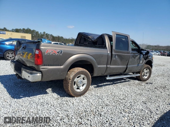 2016 Ford Super Duty F-250 SRW Lariat with VIN 1FT7W2BT1GEB29233, listed as a Copart auction lot 46093255 with 248,412 mi miles and Salvage Title. Bid and sale history available at carsss.com. Image 3.