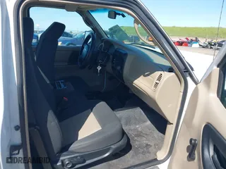 2007 Ford Ranger XL with VIN 1FTYR10D17PA53809, listed as a IAAI auction lot 41829989 with 170,769 mi miles. Bid and sale history available at carsss.com. Image 5.