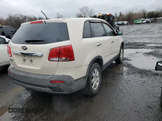 2011 Kia Sorento LX with VIN 5XYKTCA17BG014936, listed as a Copart auction lot 51420305 with 190,082 mi miles and Clean Title. Bid and sale history available at DreamBid. Image 3.