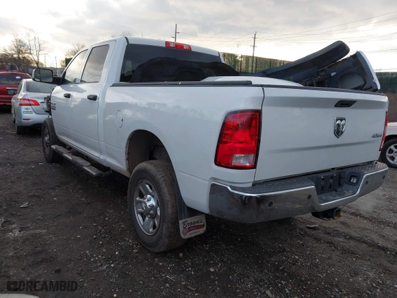 2018 Ram 2500 Tradesman with VIN 3C6UR5CJ4JG147600, listed as a IAAI auction lot 41514148 with 115,289 mi miles. Bid and sale history available at carsss.com. Image 3.