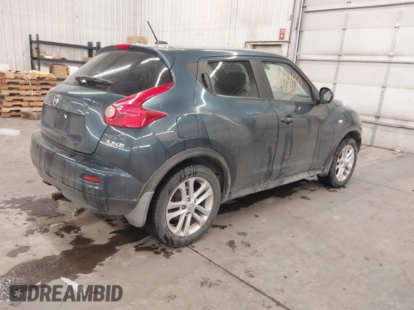 2011 Nissan Juke SL with VIN JN8AF5MV7BT026204, listed as a IAAI auction lot 41476430 with 104,354 mi miles. Bid and sale history available at carsss.com. Image 4.