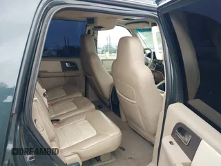 2003 Ford Expedition Eddie Bauer z VIN 1FMFU18L03LB24609, wystawiony jako IAAI lot #41721625 z przebiegiem 168 881 mil mil oraz . Historia ofert i sprzedaży dostępna na DreamBid. Obrazek 8.