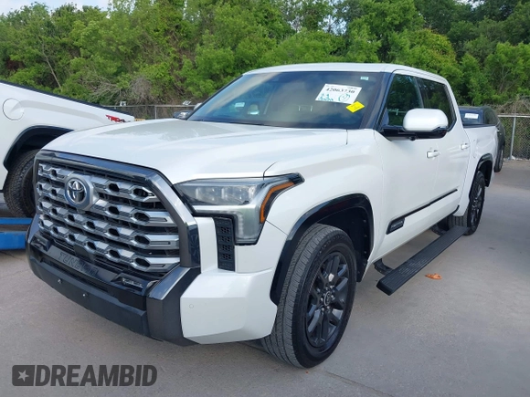 2022 Toyota Tundra 2WD Platinum with VIN 5TFNA5AB1NX011149, listed as a IAAI auction lot 42063730 with 44,531 mi miles. Bid and sale history available at carsss.com. Image 2.