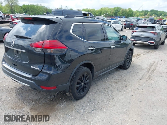 2017 Nissan Rogue SL z VIN 5N1AT2MV0HC816967, wystawiony jako IAAI lot #42190251 z przebiegiem 198 041 mil mil oraz . Historia ofert i sprzedaży dostępna na DreamBid. Obrazek 4.