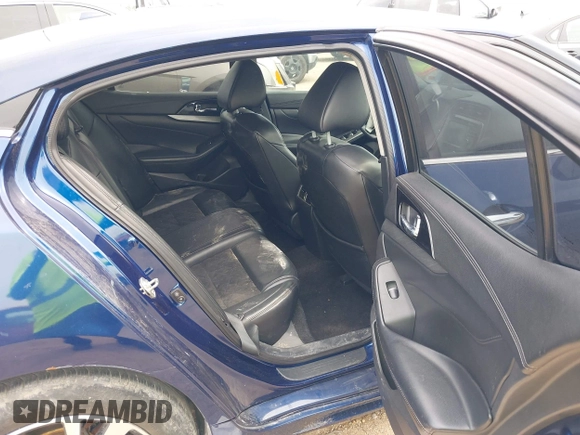 2016 Nissan Maxima S with VIN 1N4AA6AP4GC445341, listed as a IAAI auction lot 41890630 with 121,115 mi miles and . Bid and sale history available at DreamBid. Image 8.